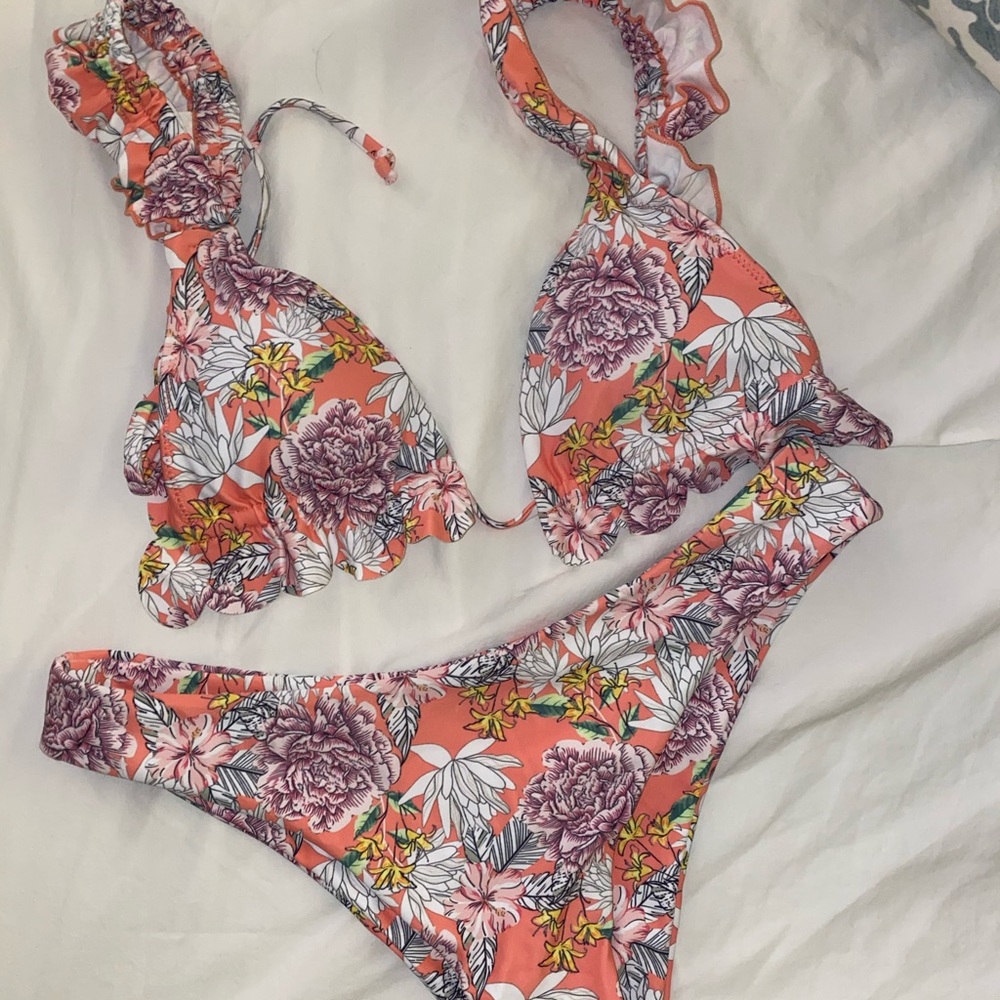 Never Worn : Triangle Bikini Never Worn - image 1